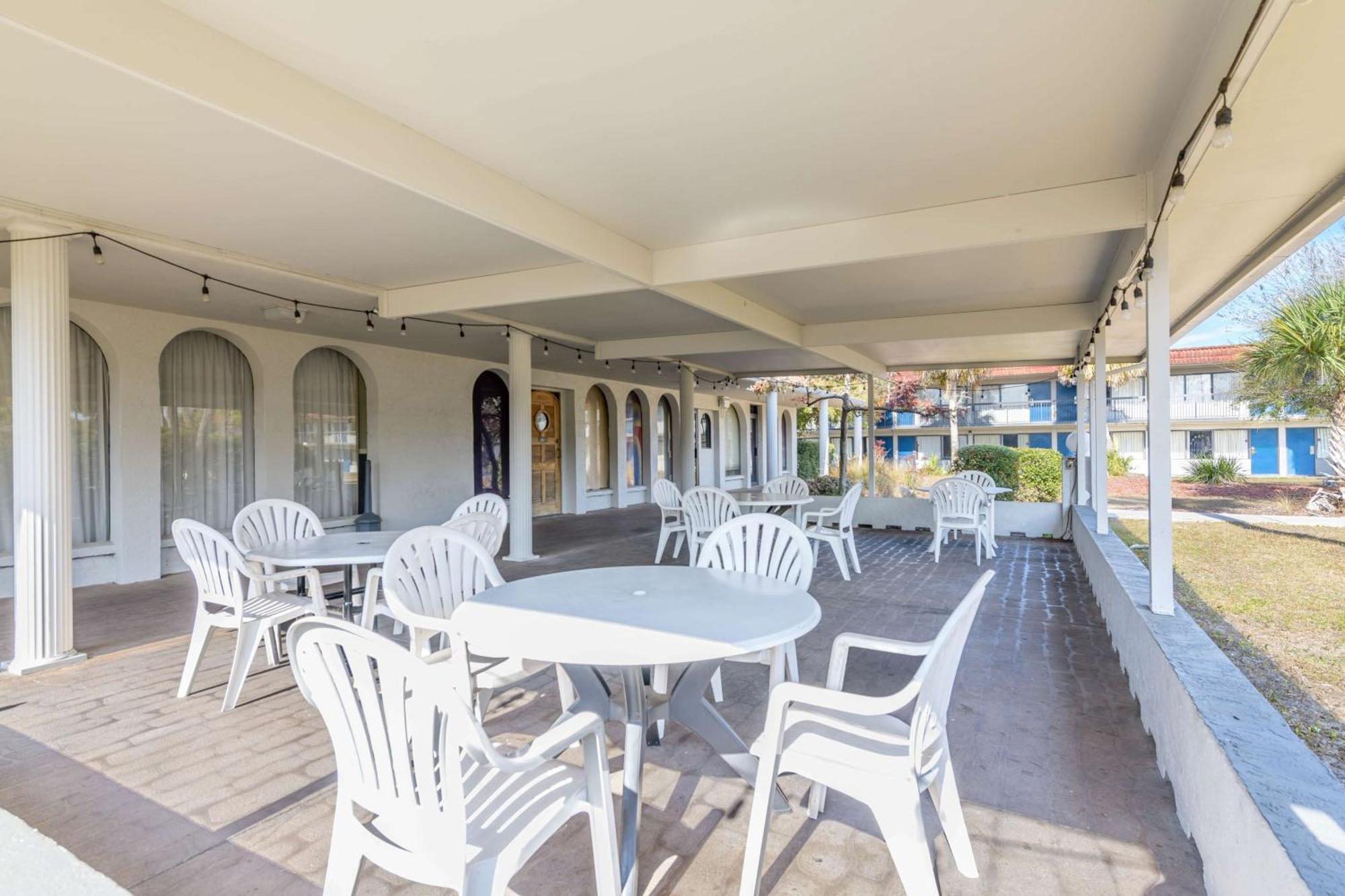Motel 6-Spring Hill, FL - Weeki Wachee Exterior foto