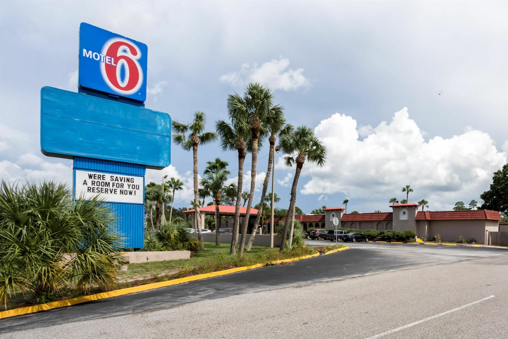 Motel 6-Spring Hill, FL - Weeki Wachee Exterior foto